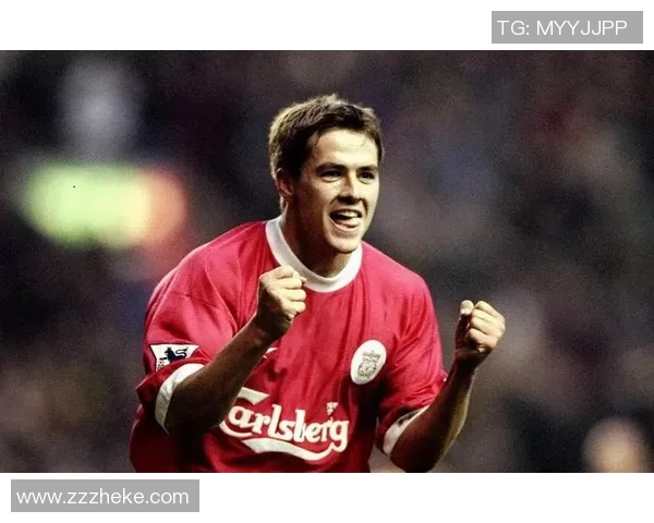 室内足球传奇球星的辉煌历程与影响力探索 室内足球传奇球星的辉煌历程与影响力探索